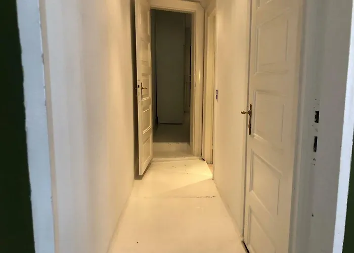 - Ny Adelgade Apartment *