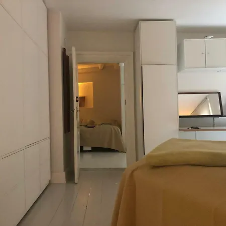 - Ny Adelgade Kopenhagen